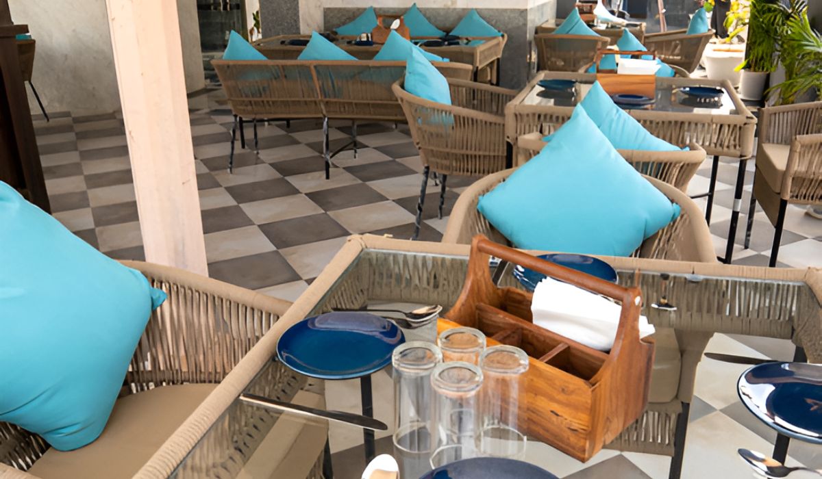 Good 3 Star property for European near Taj